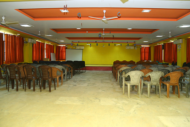 seminar-room_1